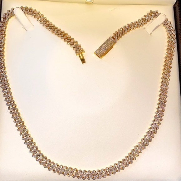 Other - #1- Dimond Magnificent yellow gold chain high fashion catalog jewelry 20 -21inc